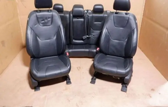 Ford Fusion II Seat set dc35453ff