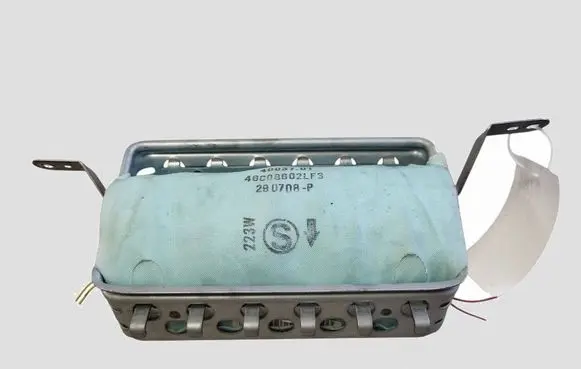 Toyota Avensis T250 Passenger airbag 4003701 1111850 BAMPT11087