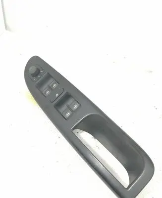 Volkswagen PASSAT B6 Electric window control switch 3C2867172