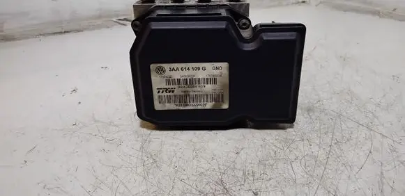 Volkswagen PASSAT B7 ABS Pump 3AA614109G