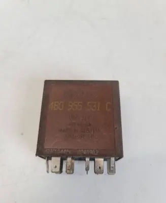 Skoda Octavia Mk1 (1U) Other relay 4B0955531C A240902 5WK10440A