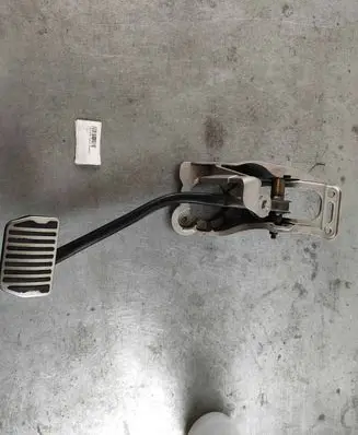 Jaguar F-Pace Brake pedal T4A14798