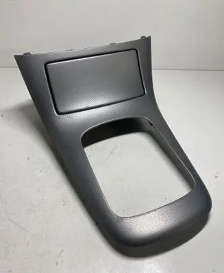 Toyota Avensis T250 Car ashtray 8528