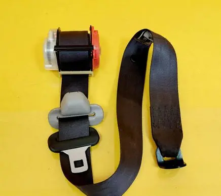 Mazda Premacy Rear seatbelt T89243T