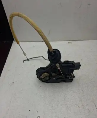 Audi A2 Front door lock 