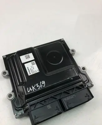 Volvo S90, V90 Engine control unit/module 32242005