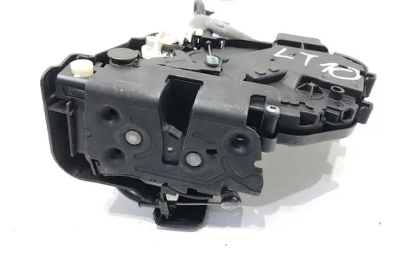 Volvo V70 Rear door lock 31253920