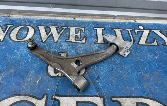 Front lower control arm/wishbone