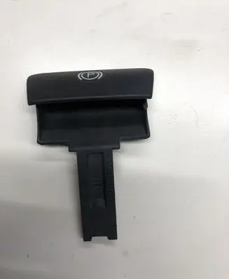 Volvo XC90 Hand brake release handle 8683963