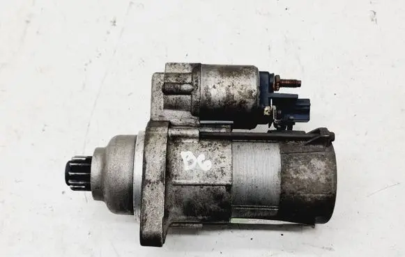 Volkswagen PASSAT B6 Starter motor 02M911023N