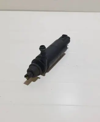 Audi A6 S6 C6 4F Headlight washer pump 3B7955681
