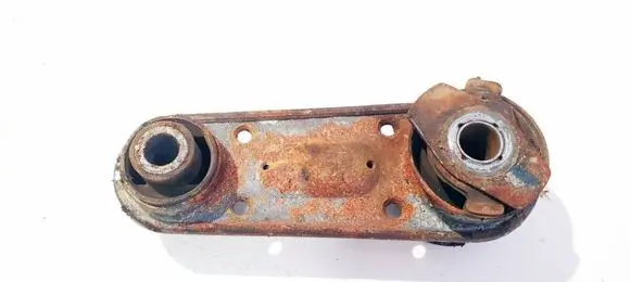 Renault Laguna II Engine mount bracket 