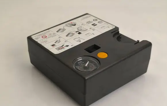 Seat Ibiza IV (6J,6P) Tire air pump compressor 8P0012615C