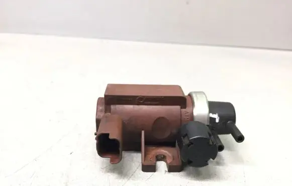 Volvo V50 Turbo solenoid valve 70096602 9650098380