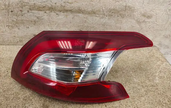 Peugeot 308 Rear/tail lights 9677817580 81250201 240615