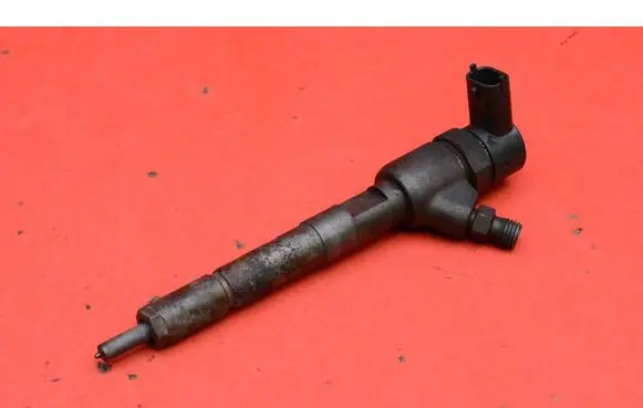 Fiat Panda 141 Fuel injector 0445110083