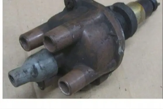 Renault 18 Spark distributor 