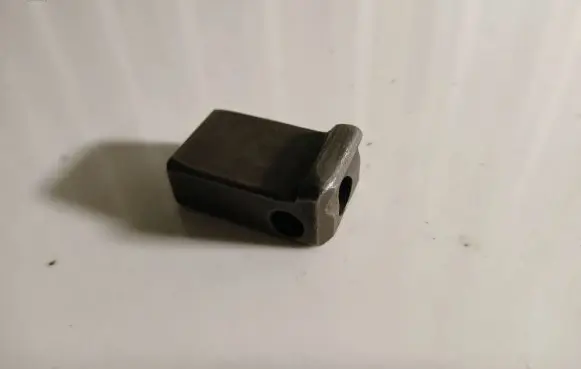 Volkswagen PASSAT B6 Fuel Injector clamp holder