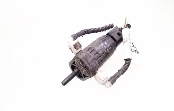 Audi A1 Windscreen/windshield washer pump 1K6955651