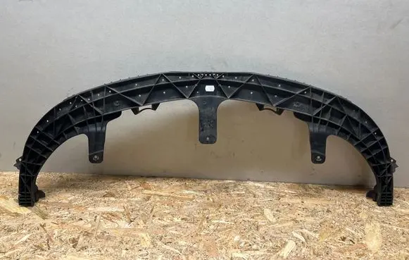 Front bumper lip