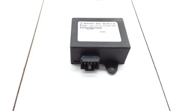 Mercedes-Benz Vito Viano W638 Immobilizer control unit/module 0265451732