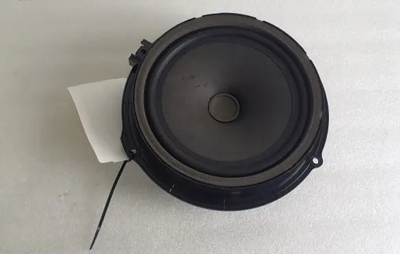 Jaguar E-Pace Front door speaker JJ3218808AA D1P2A