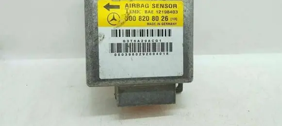 Mercedes-Benz C W202 Airbag control unit/module 0008208026