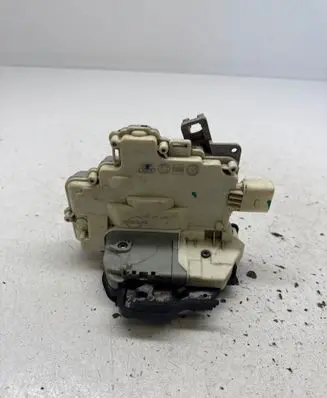 Audi A6 S6 C6 4F Front door lock