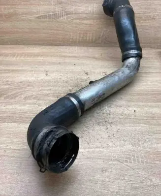 BMW 7 E65 E66 Intercooler hose/pipe 7790132 103059