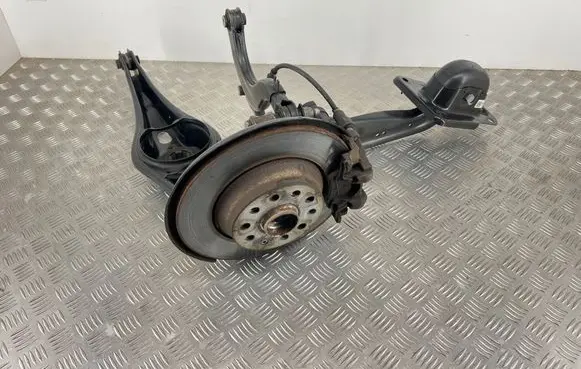 Volkswagen Tiguan Rear wheel hub spindle/knuckle 5QF505436H