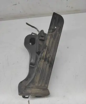 Volkswagen PASSAT B6 Accelerator throttle pedal 1K1723503L 6PV00860001