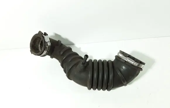 Mitsubishi Colt Air intake duct part MN135108 A1345200001 5V070