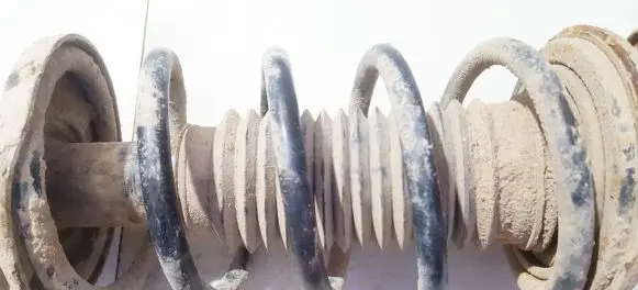 Suzuki Grand Vitara II Front coil spring
