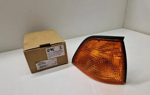 BMW 3 E36 Front indicator light 63138353282