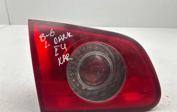 Volkswagen PASSAT B6 Tailgate rear/tail lights 3C9945093