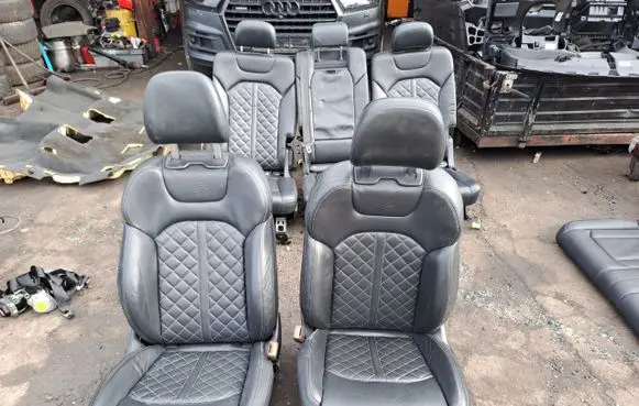 Audi Q7 4M Interior set 7777778888