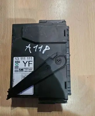 Opel Signum Comfort/convenience module 13111111