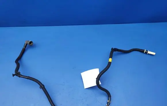 Volvo S40 Fuel line/pipe/hose 
