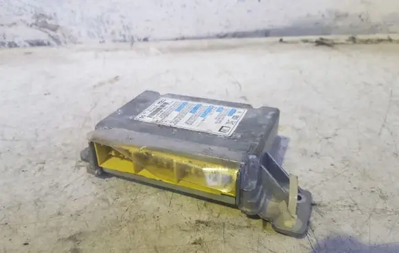 Honda CR-V Airbag control unit/module 77960SKNG011