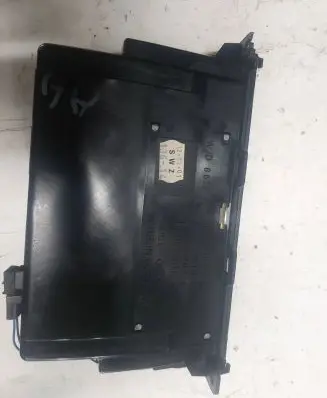 Audi A4 S4 B5 8D Car ashtray 8D0857951G 8D0857951H 8D0857951J