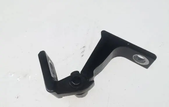 Audi A5 8T 8F Rear door lower hinge 8T8833402