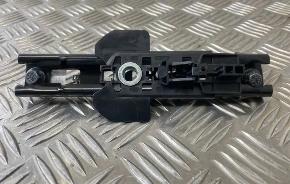 Volvo XC60 Seat belt height adjuster 8632605