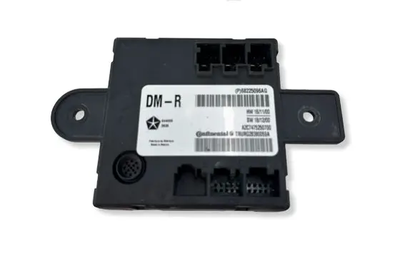 Chrysler Pacifica Door control unit/module 68225096AG