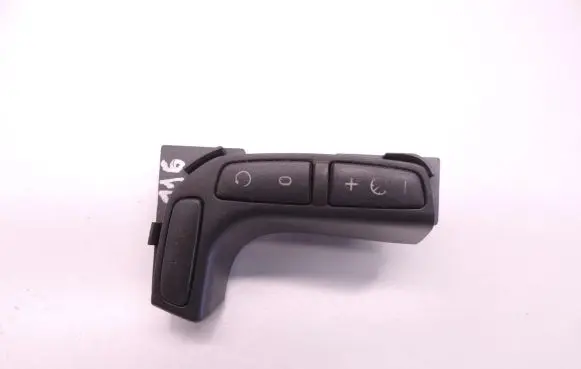 Volvo V70 Steering wheel buttons/switches 9452797 D116