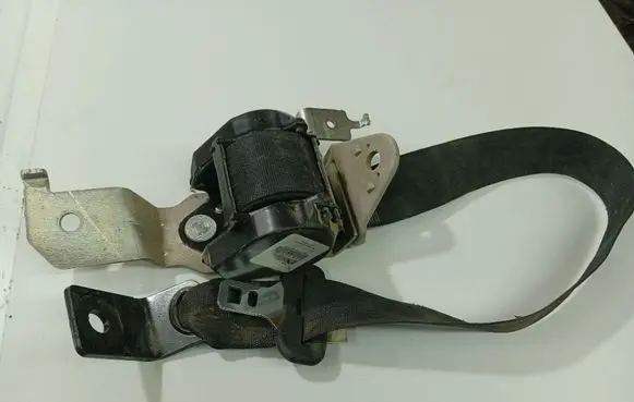 Fiat Freemont Rear seatbelt 