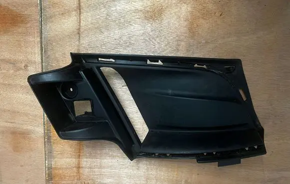Renault Megane III Front bumper lower grill 622541163RRENAULT