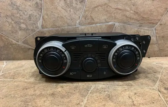 Mercedes-Benz SL R230 Interior fan control switch A2308300185