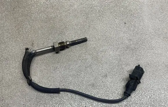 Opel Zafira B Exhaust gas temperature sensor 55355404