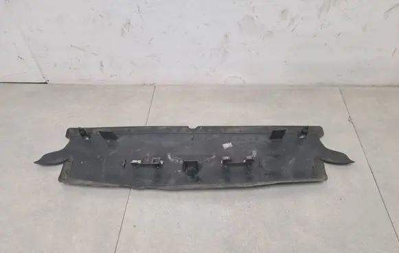 Citroen DS5 Radiator trim 9804406780