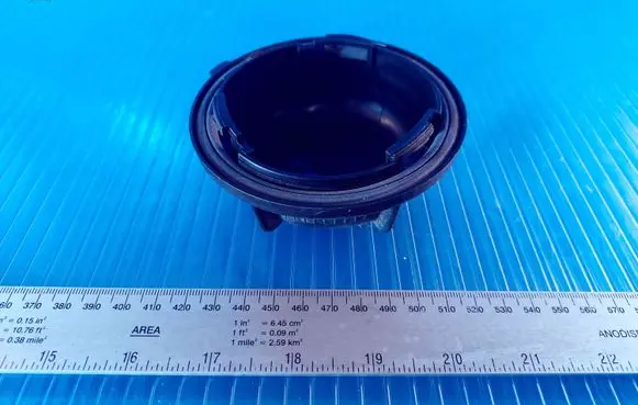 Volvo V70 Headlight/headlamp dust cover 89000387 9178538